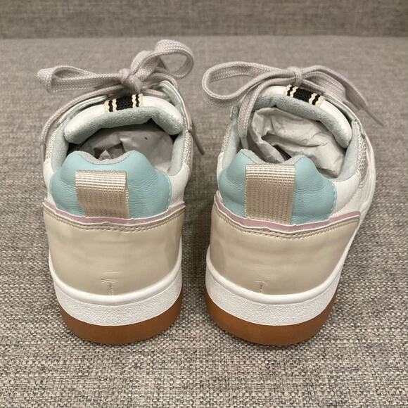 NEW Shu Shop Romi Women’s Sneakers in Beige New In Box size 7.5 - Picture 3 of 5